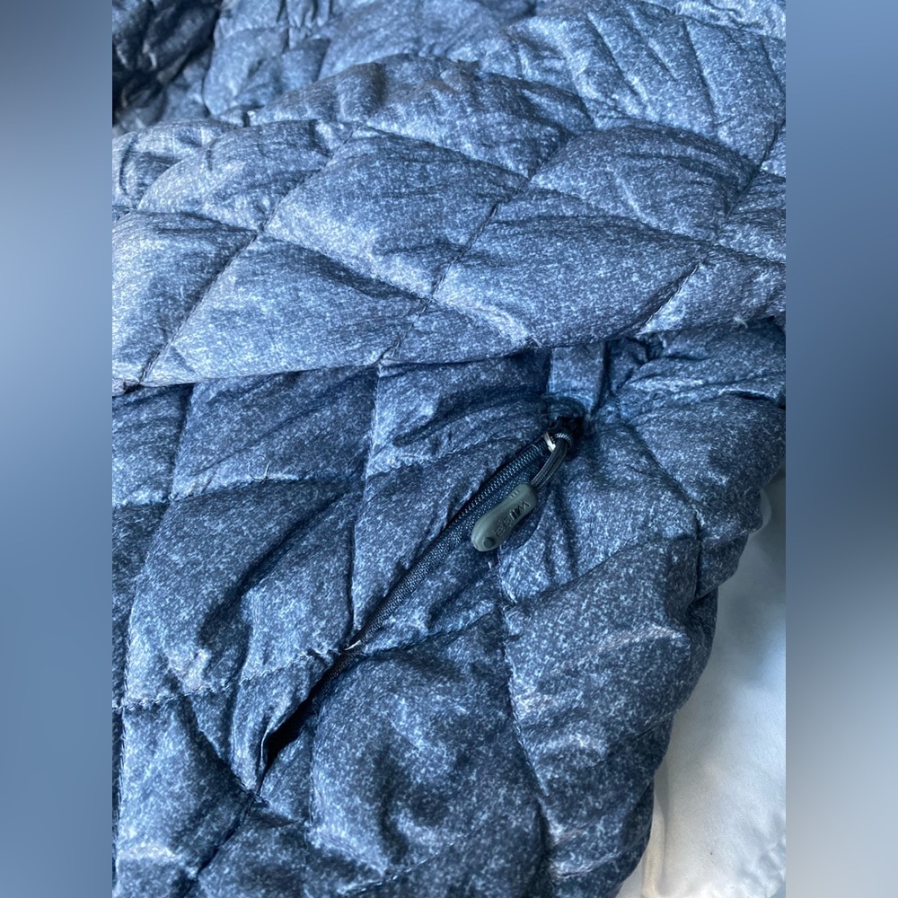 Light packable gray jacket - Picture 3 of 8